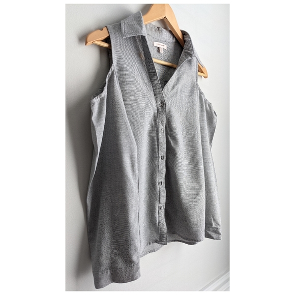 Skies are Blue Gray Cold Shoulder Button Down Top - Picture 3 of 13